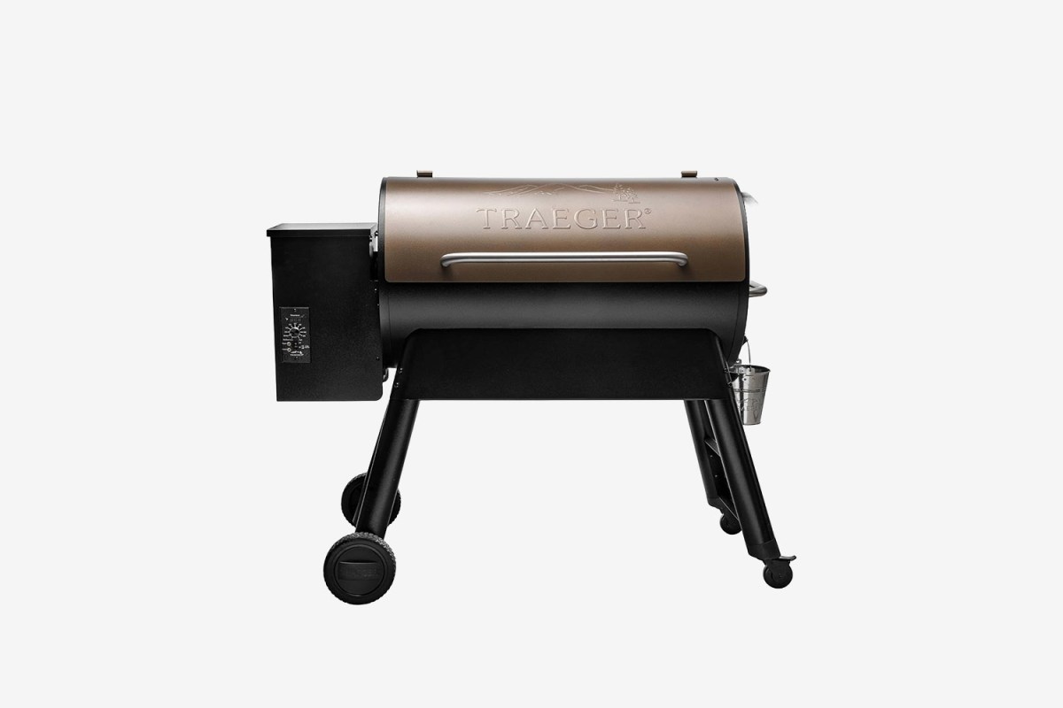 It’s Grilling Season! Save $200 on This Traeger Grill.